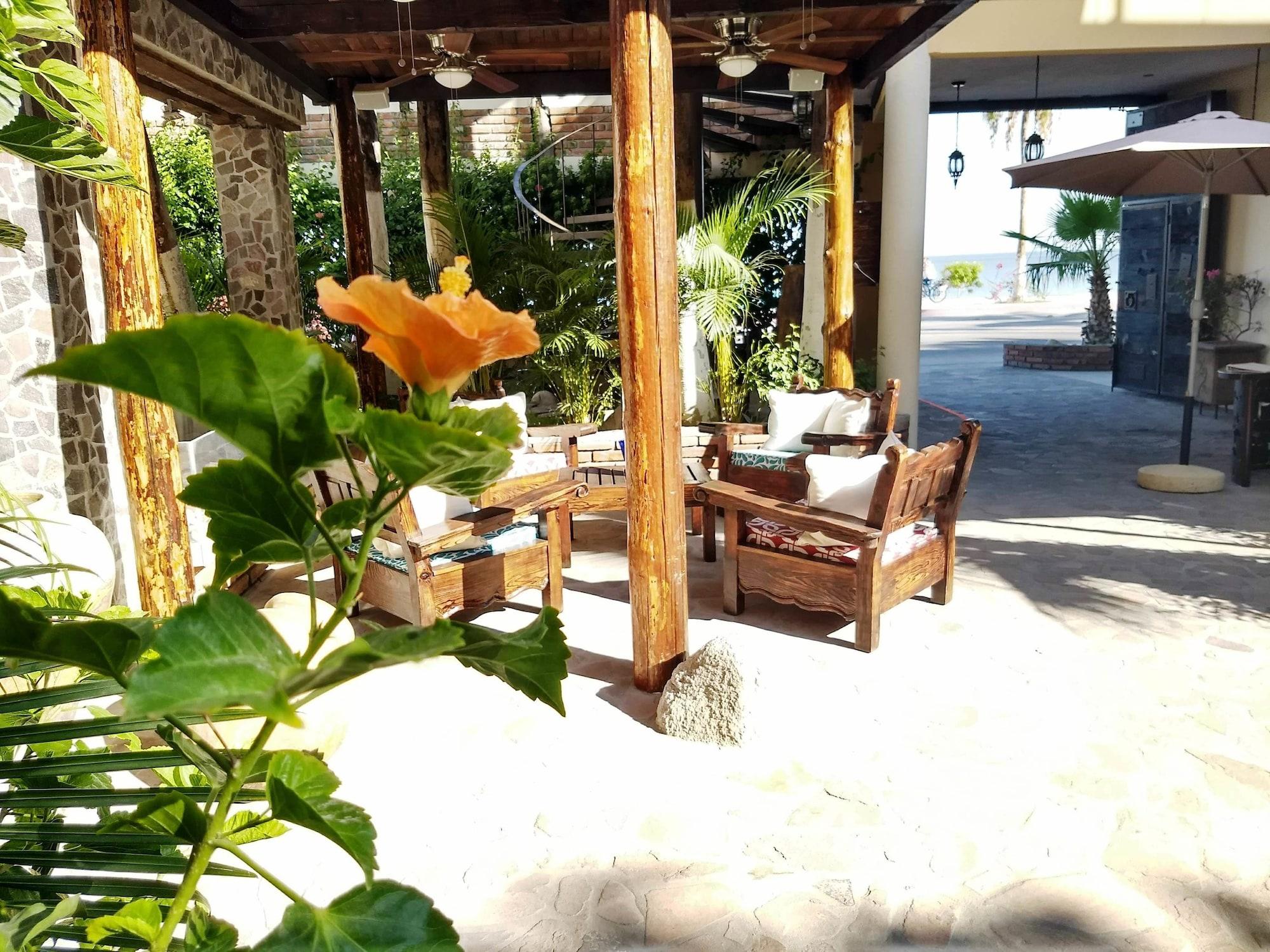 Posada De Las Flores La Paz Exterior photo